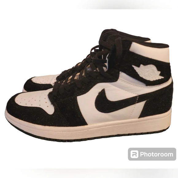NIKE AIR JORDAN 1 RETRO HIGH OG TWIST SZ 8 WOMEN CD0461 007 PONY 2019 WHITE BLK - Picture 3 of 13